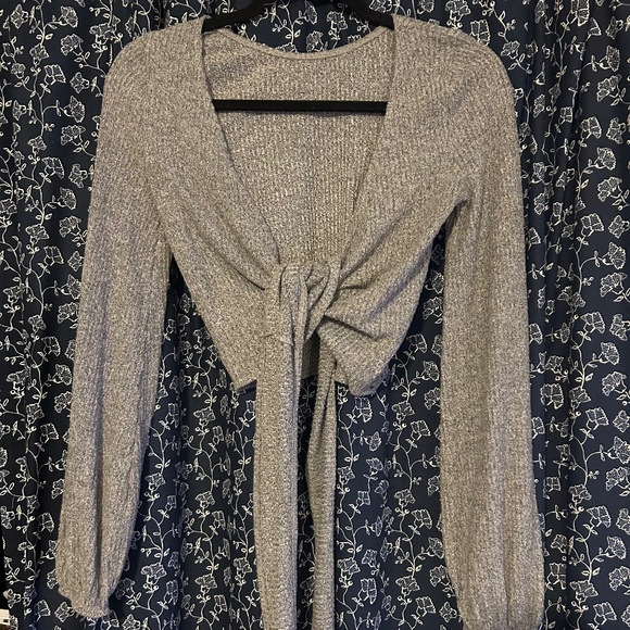 Hollister Sweaters - Holster Tie Front Sweater